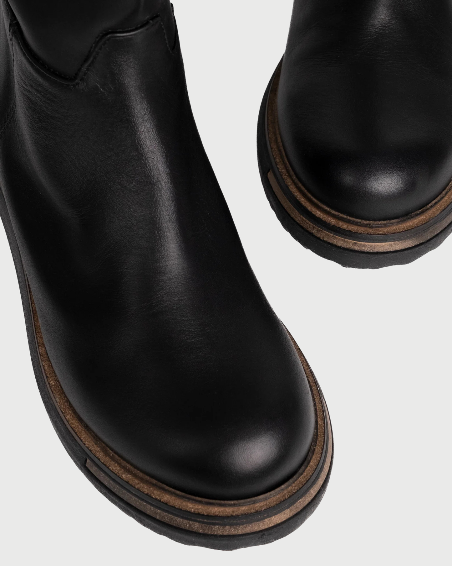 Stivale in pelle nera