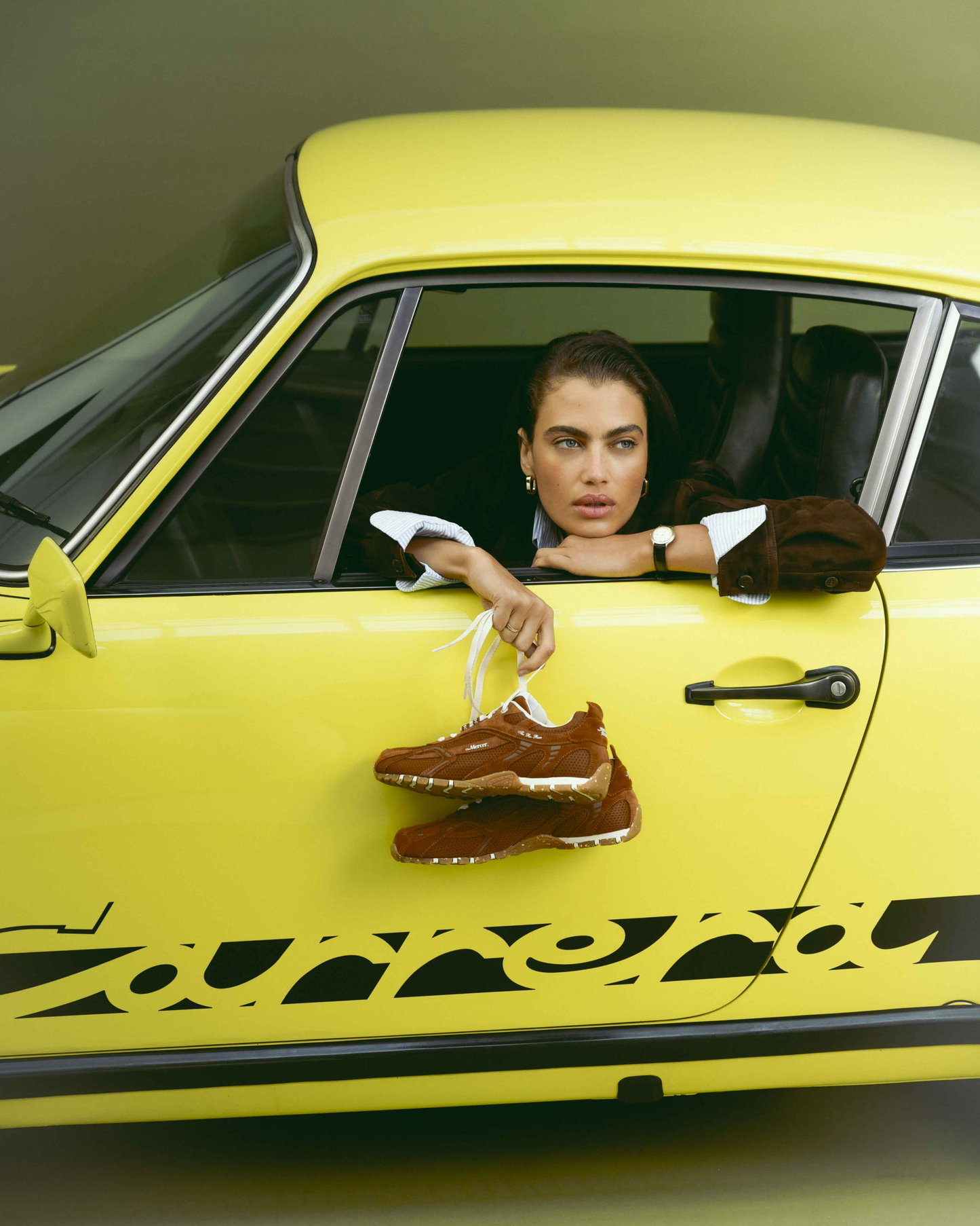 Sneakers Re-Run Drive