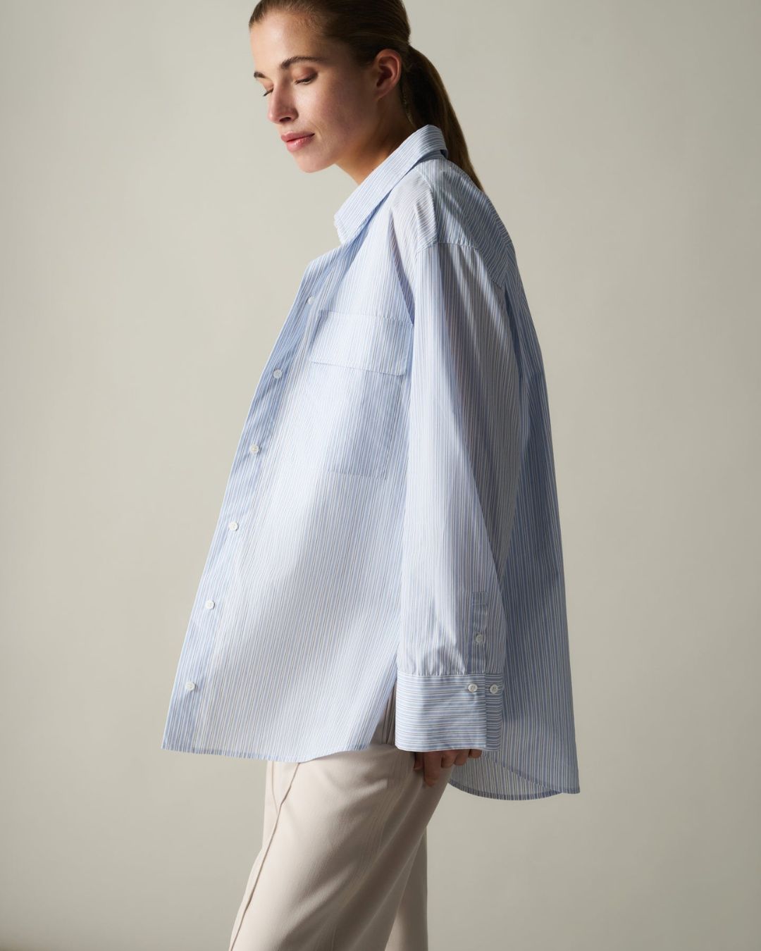 Camicia a righe dal taglio boyfriend con polsini regolabili