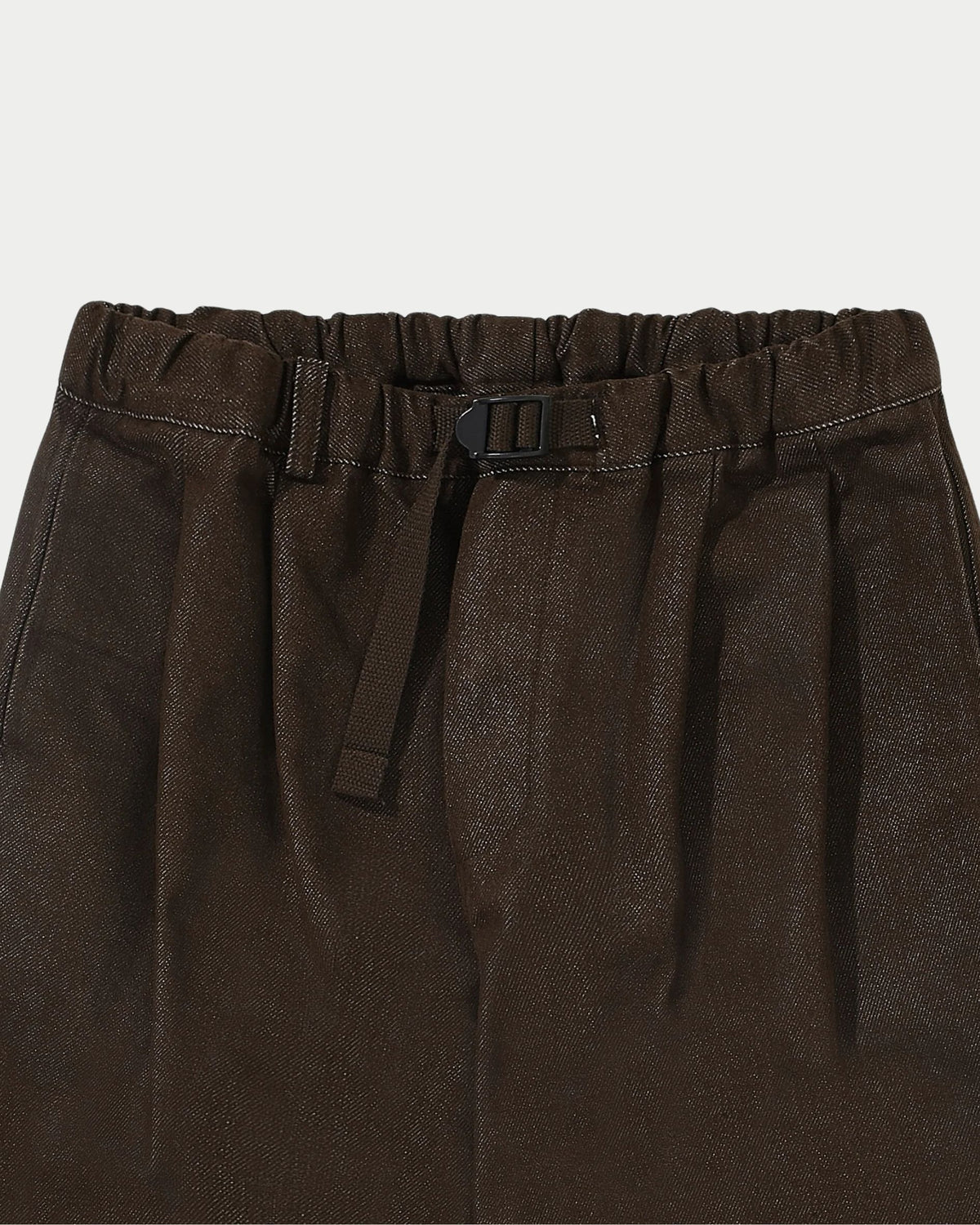 Two tuck jeans