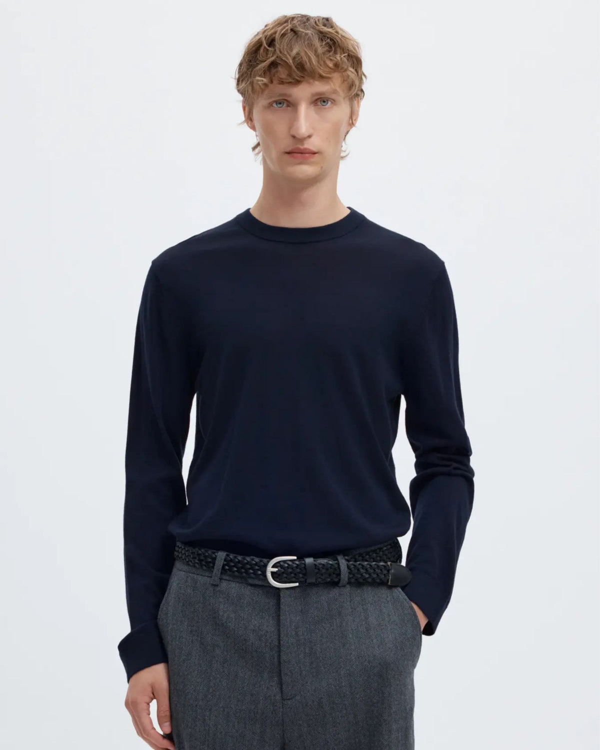 Maglia girocollo in lana merino a maniche lunghe regular fit