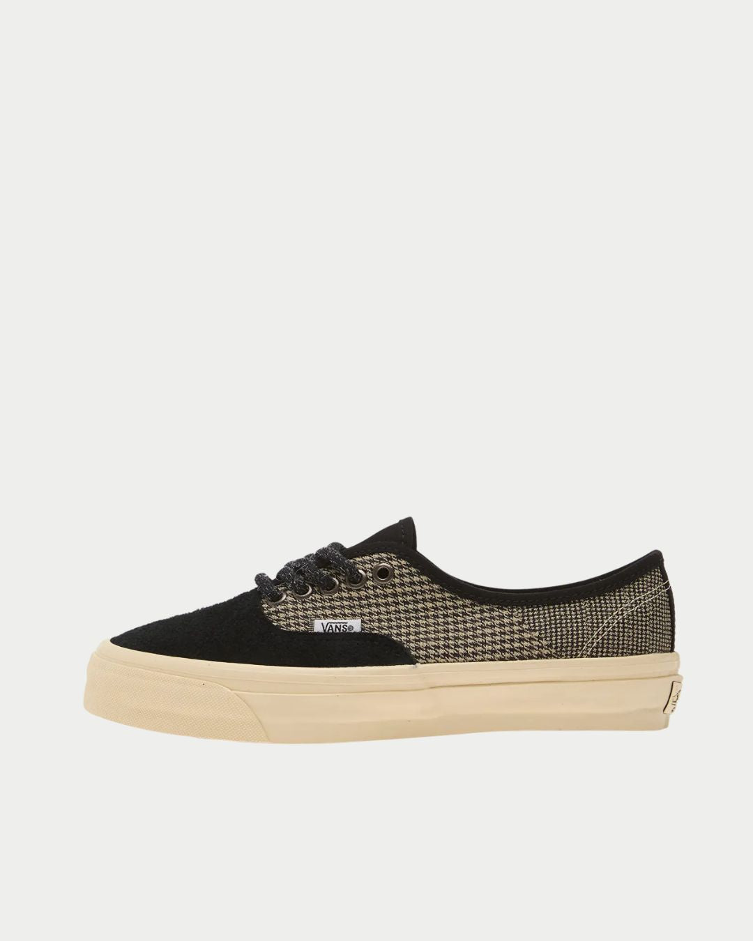 Sneakers Authentic 44
