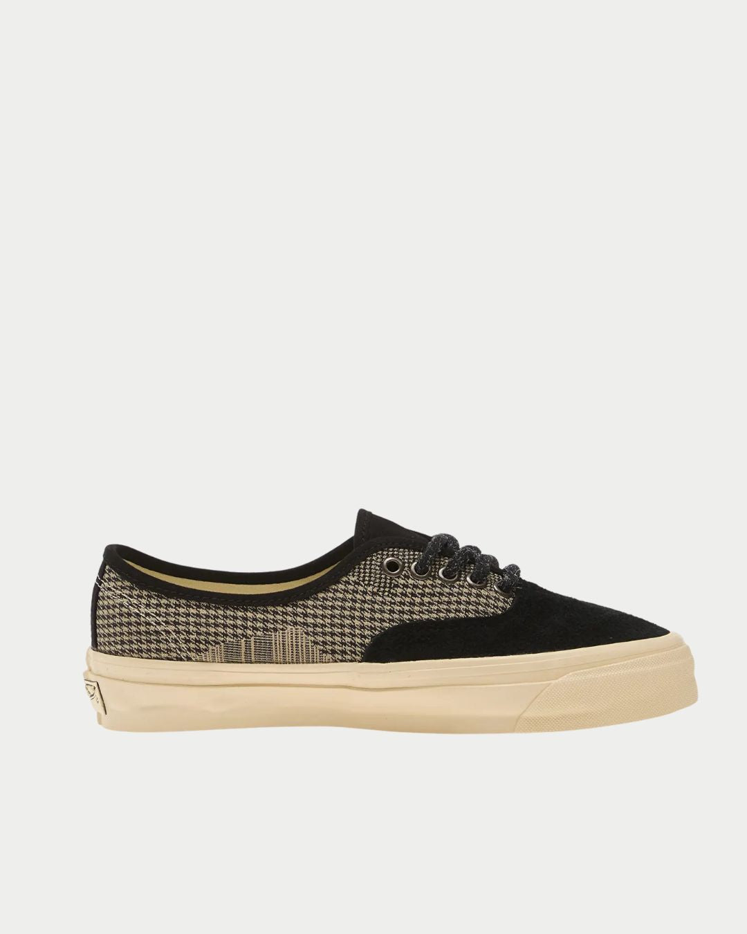 Sneakers Authentic 44