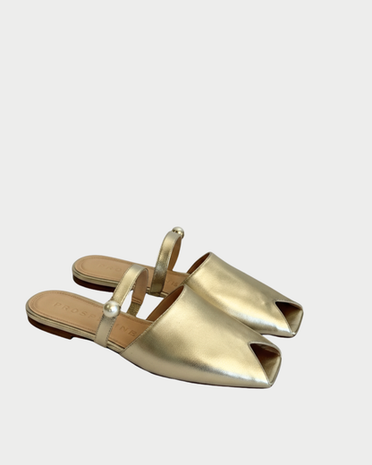 Spitze Mules aus Nappaleder