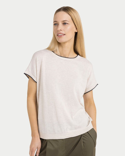 T-shirt in maglia con finiture arrotolate
