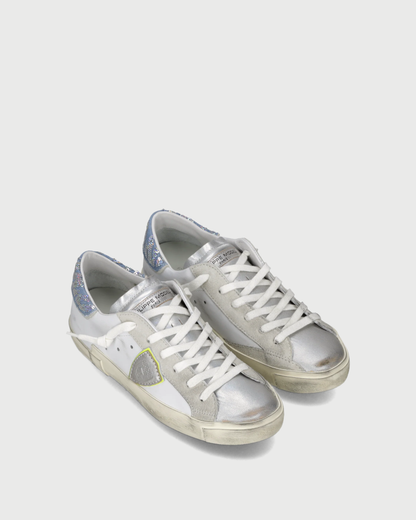 Paris sneakers