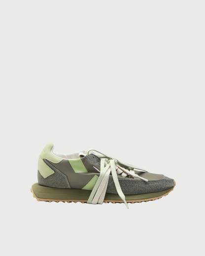 Star low sneakers
