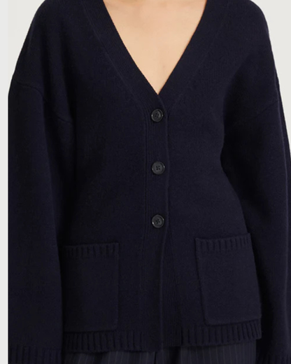 Marglia in cardigan Helia