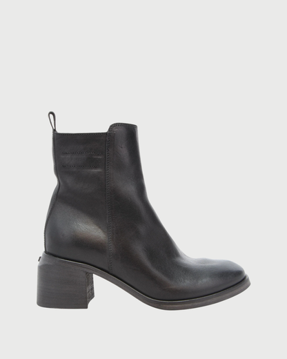 Ankle boot