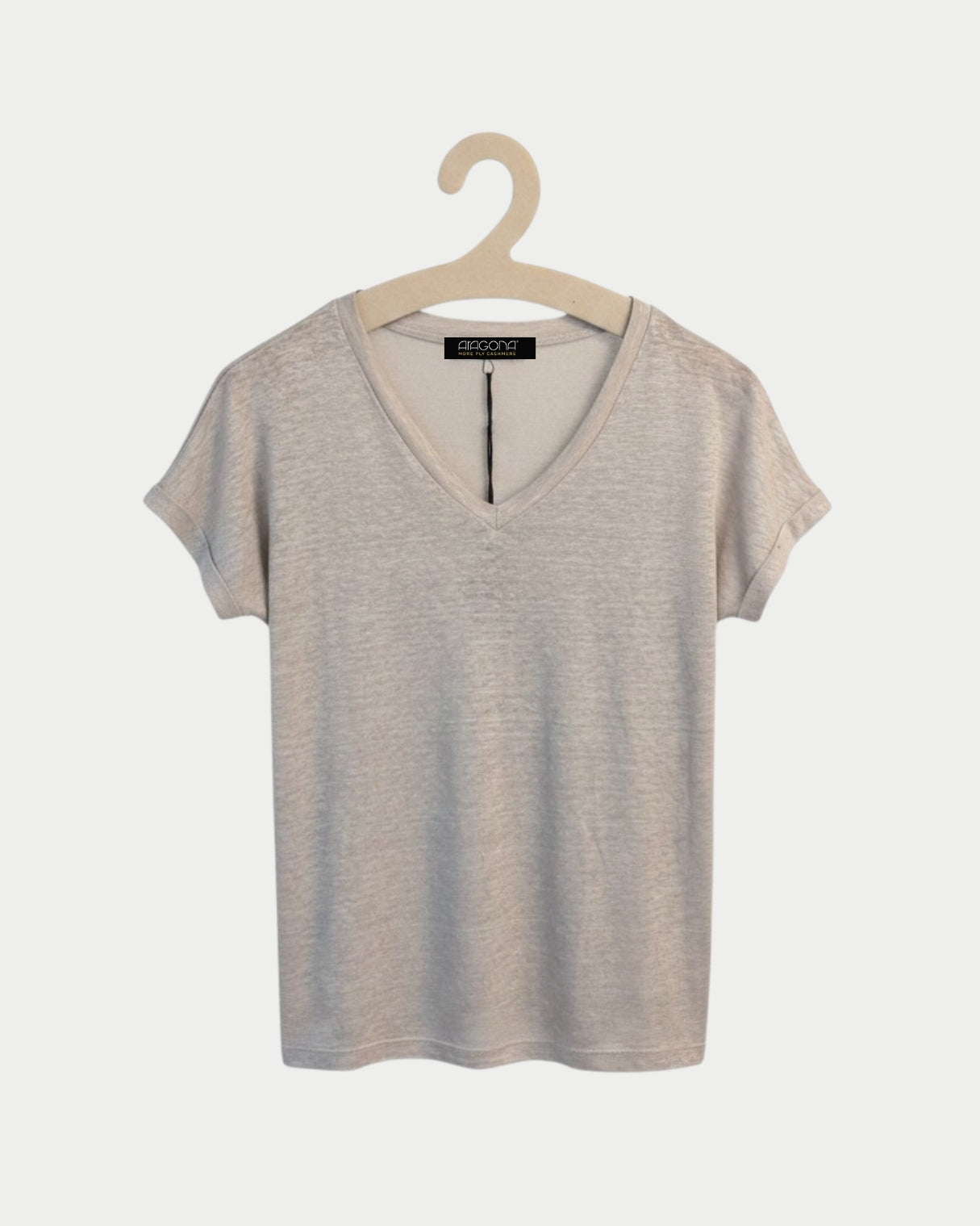 Regular fit T-shirt with V-neck and short sleeves