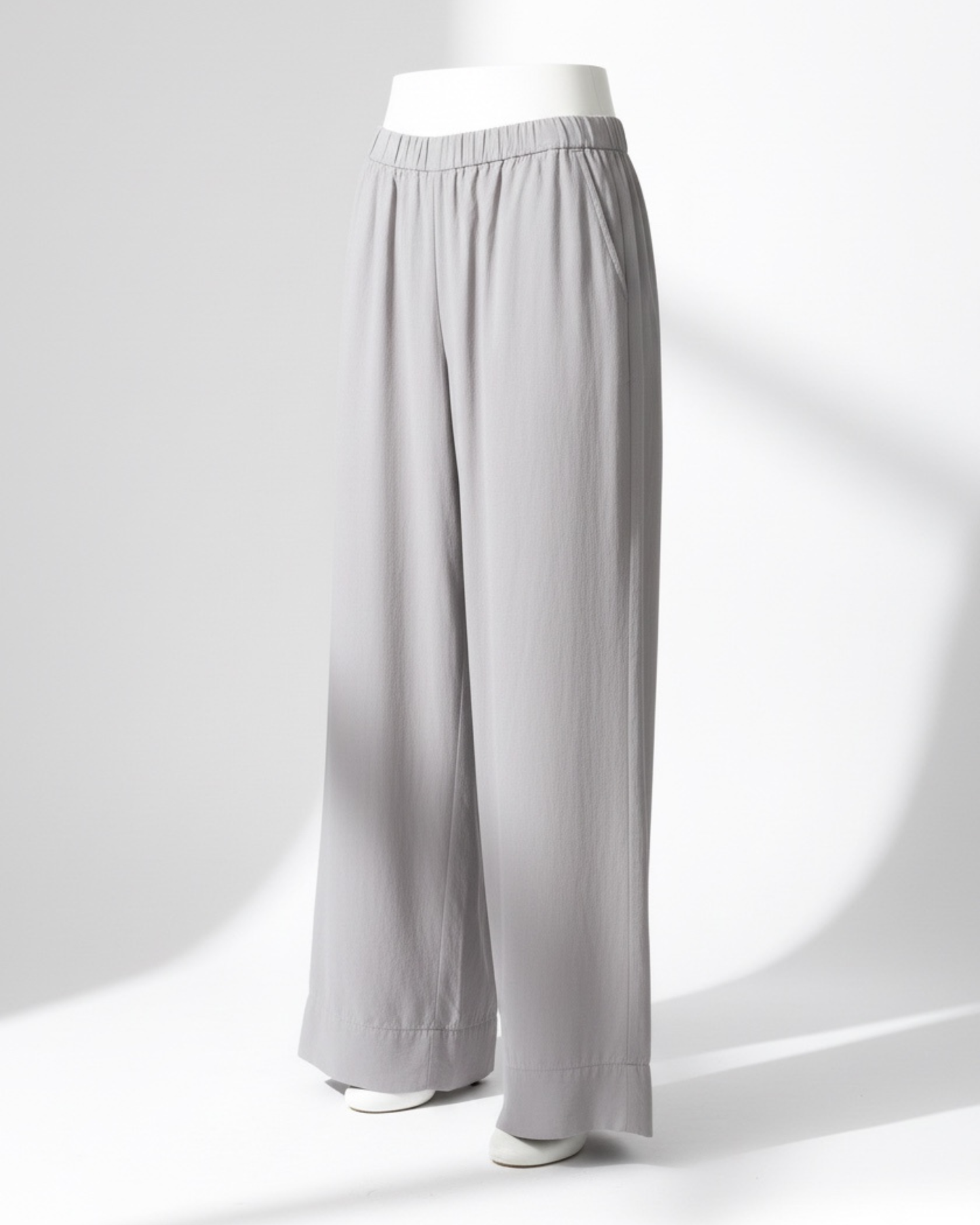 Hanging trousers