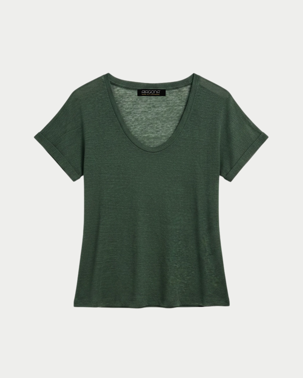 Regular fit T-shirt with U-neck and short sleeves