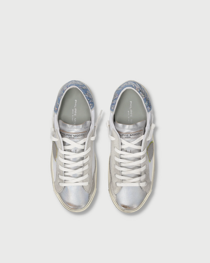 Paris sneakers