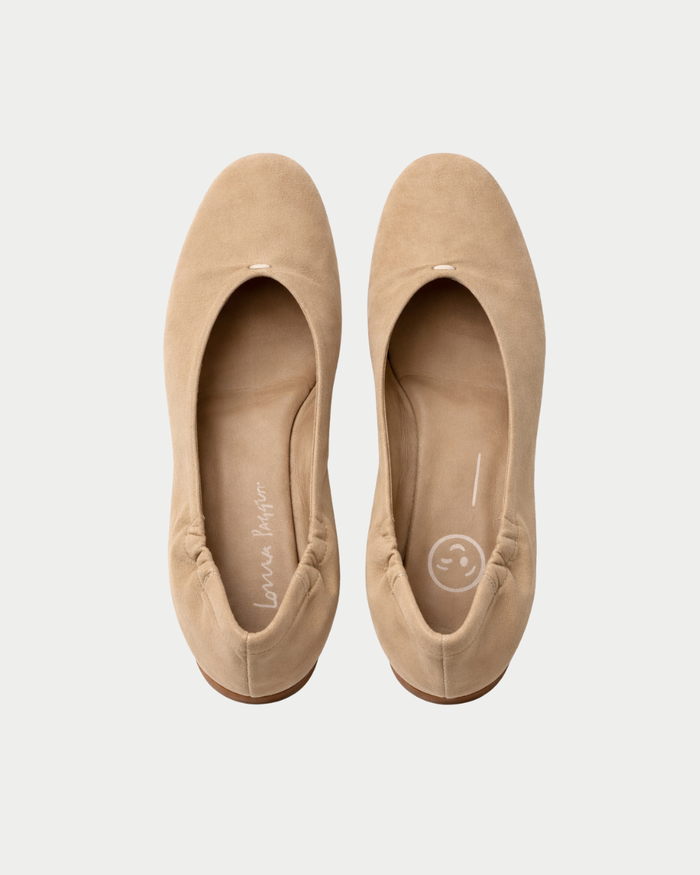 Ballerina in camoscio