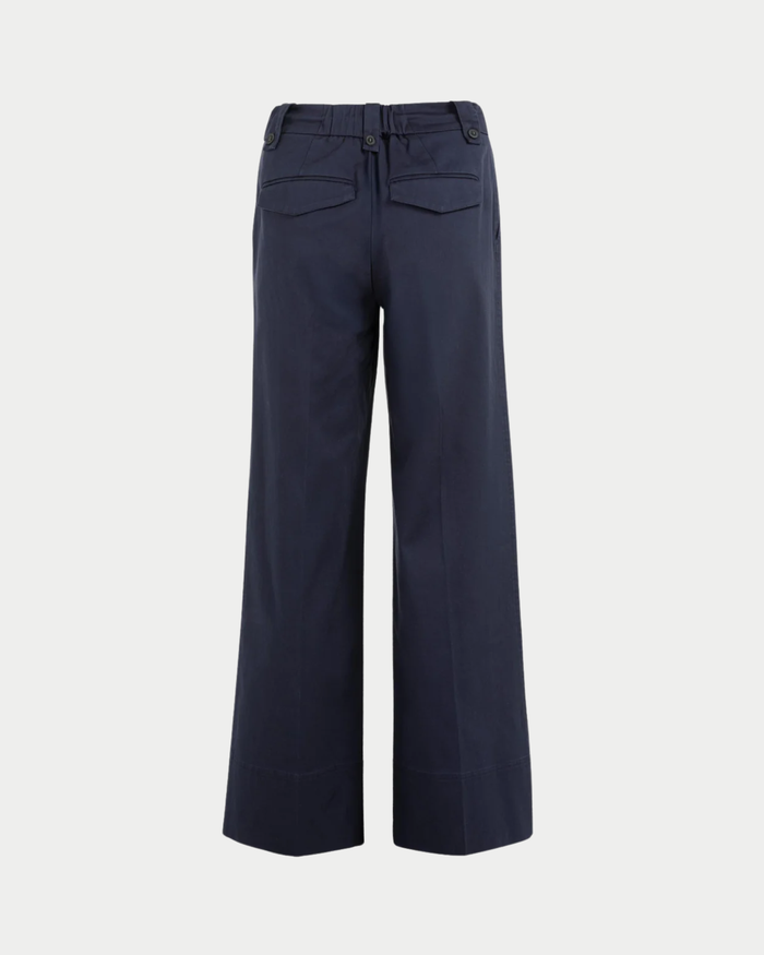 Pantaloni with pleats