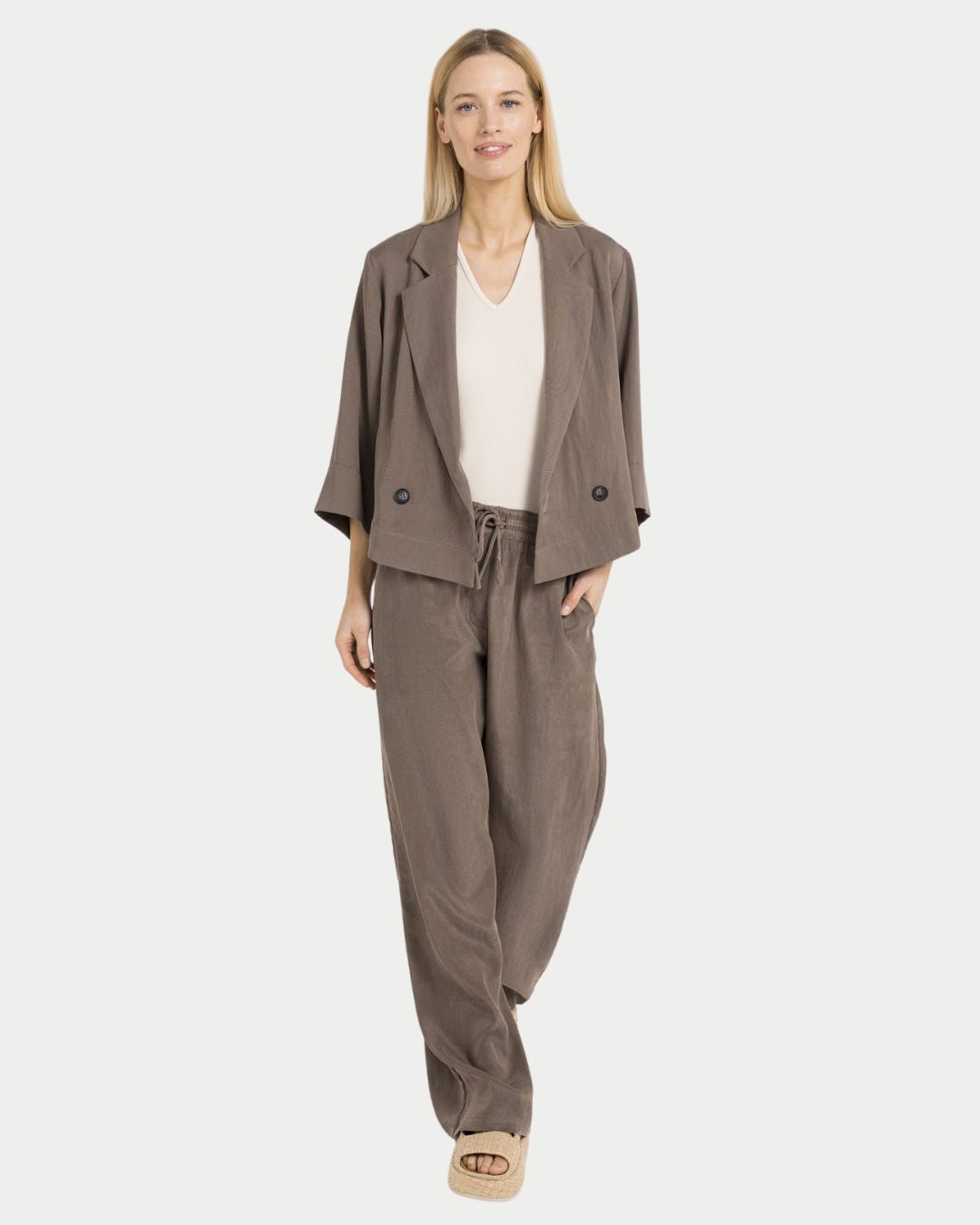 Pantaloni a gamba larga con elastico in vita