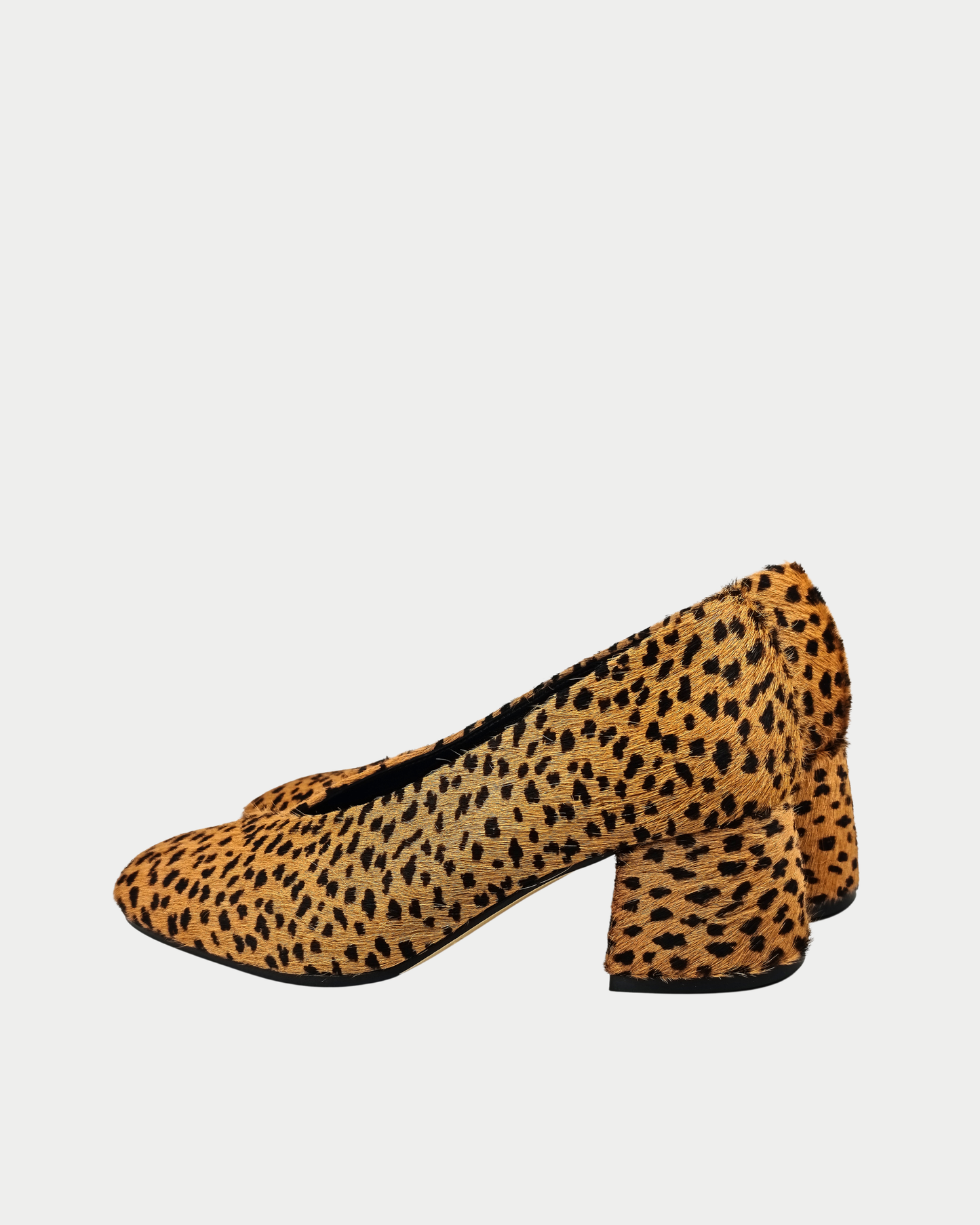 Décolleté cavallino