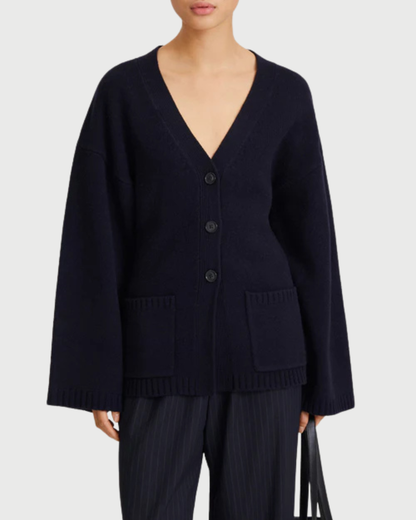 Marglia in cardigan Helia
