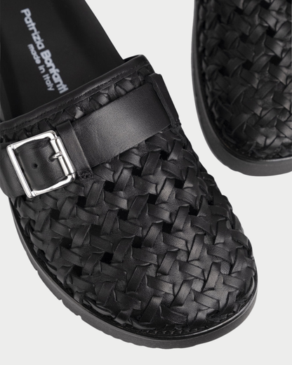 Sabot in pelle intrecciata