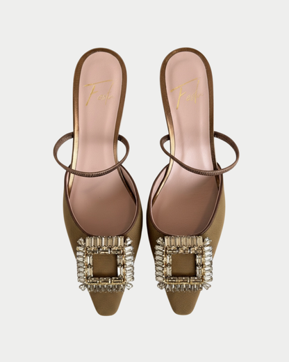 Slingback con fibbia gioiello
