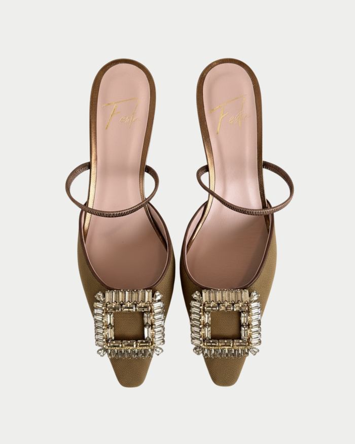 Slingback con fibbia gioiello