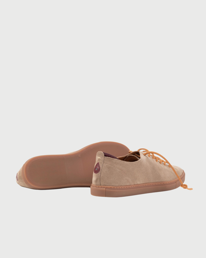 Low sneakers