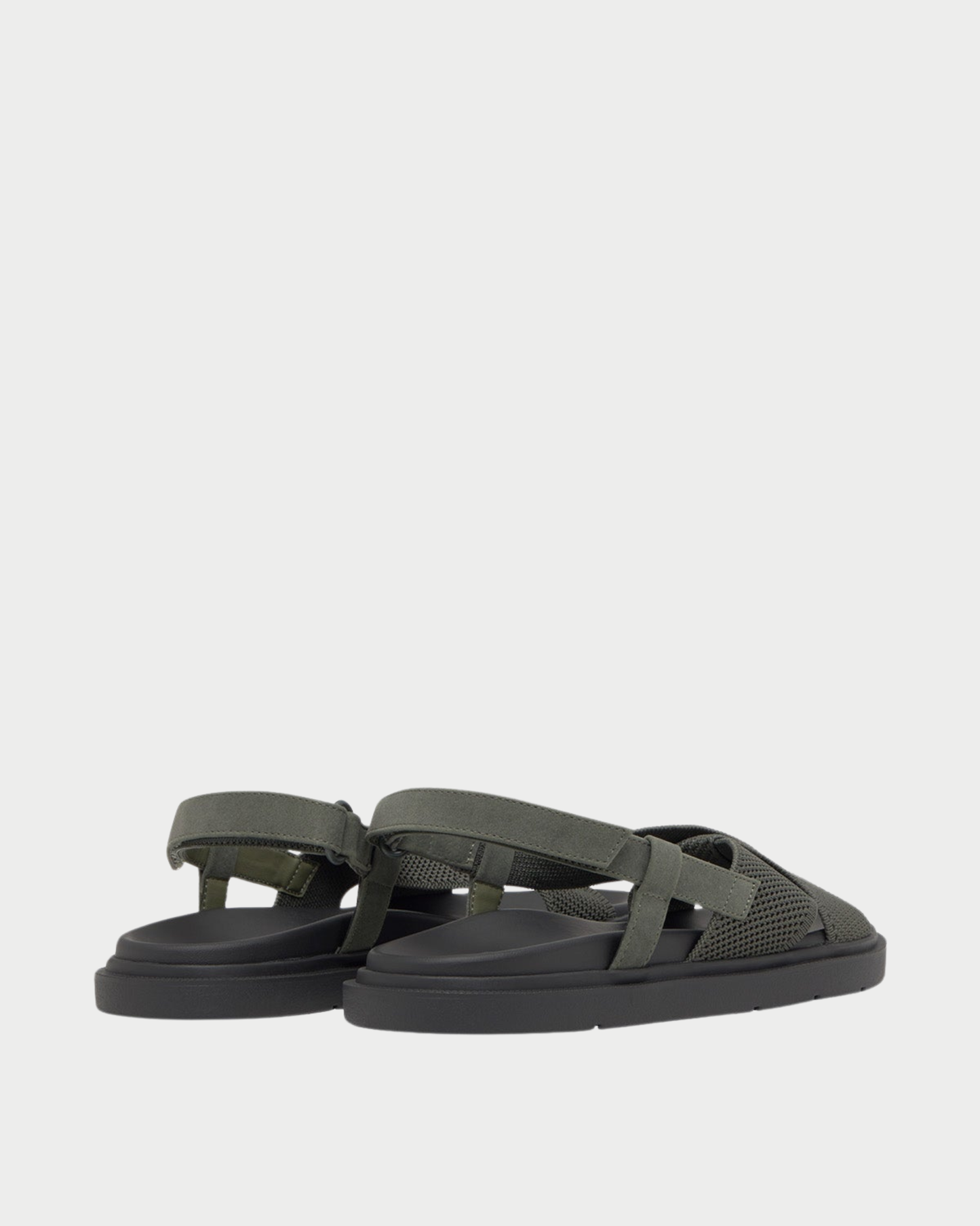 Sandali khaki