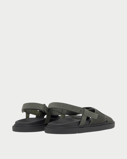 Sandali khaki