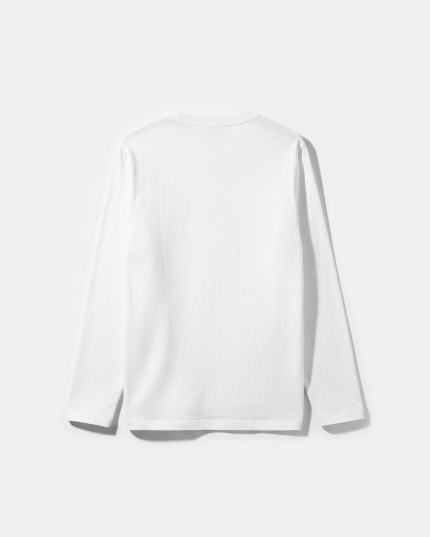 Long-sleeved T-shirt