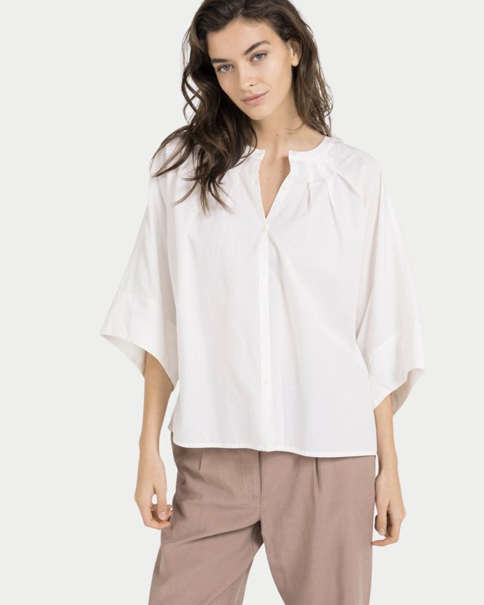 Camicia con maniche ampie e dettagli plissé