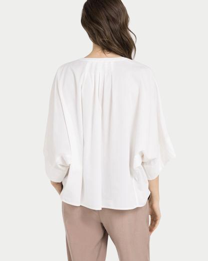 Camicia con maniche ampie e dettagli plissé