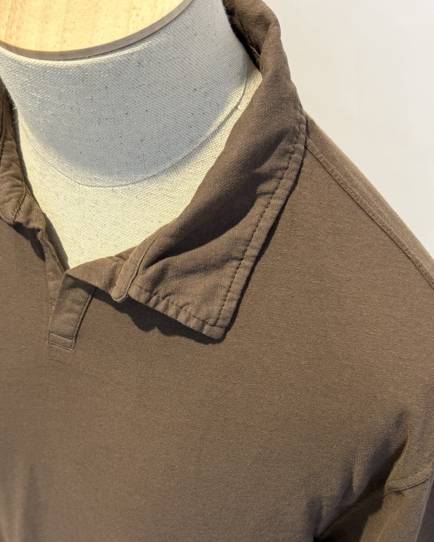 Kurzarm-Poloshirt ohne Knöpfe