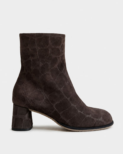 Stivaletto con tacco medio in pelle cocco