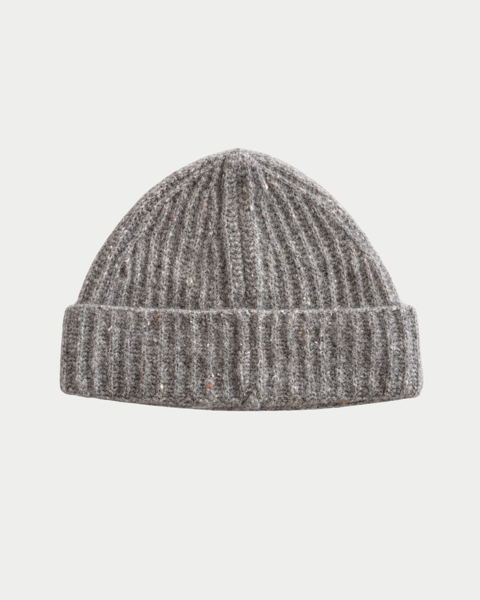 Rippenstrickmütze mit Umschlag