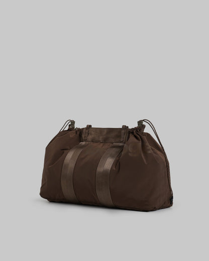 Borsa Tote Wide Medium Cocoa Trenchcoat con Bungee Wrist Strap Warm Sand