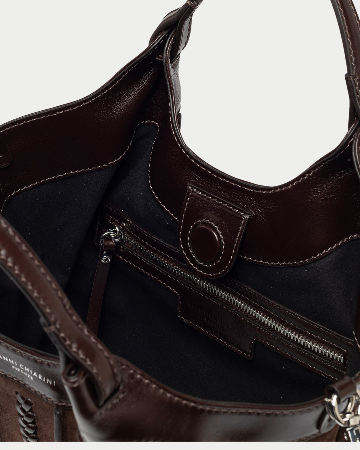 Dua Tasche