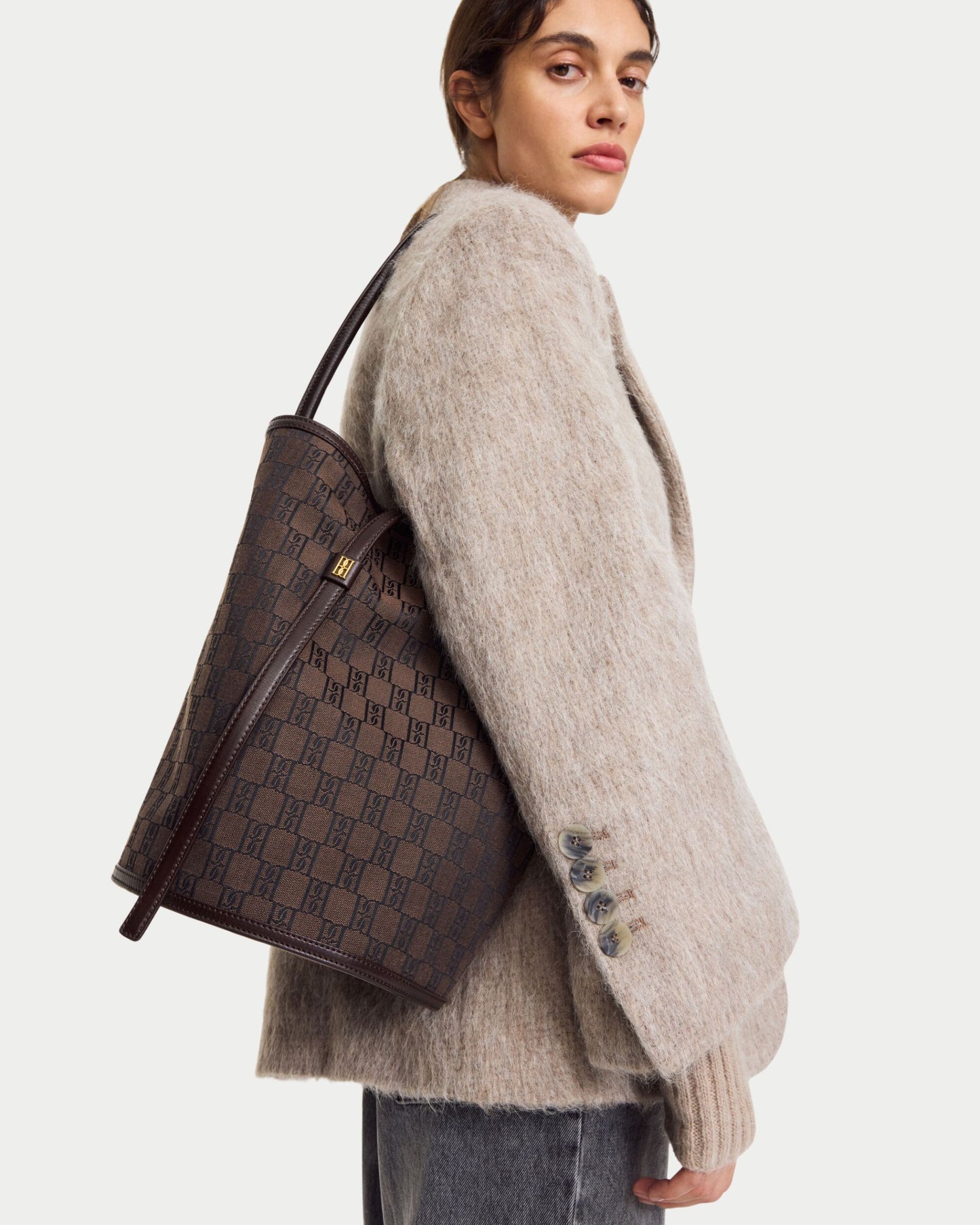 Borsa bucket bag Maryllon con monogramma