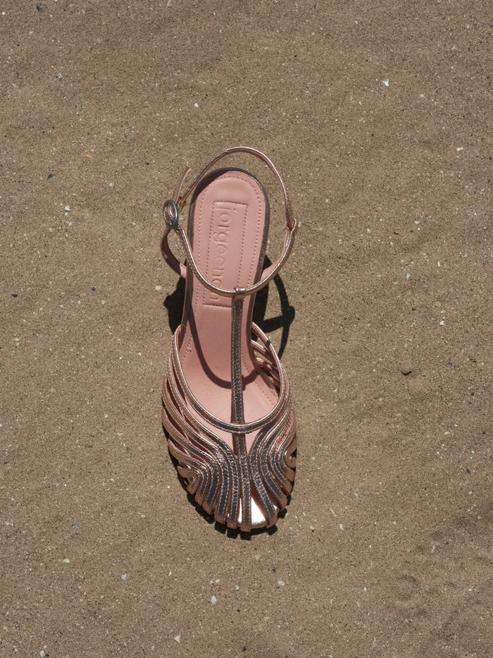 Sandalo con tacco alto rosa rame