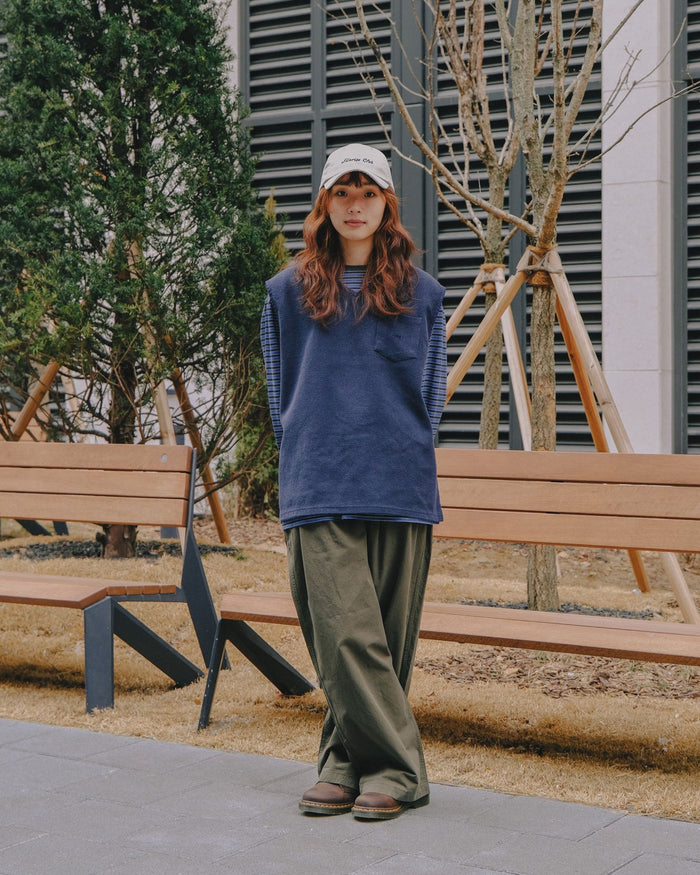 Two-tuck wide-leg trousers
