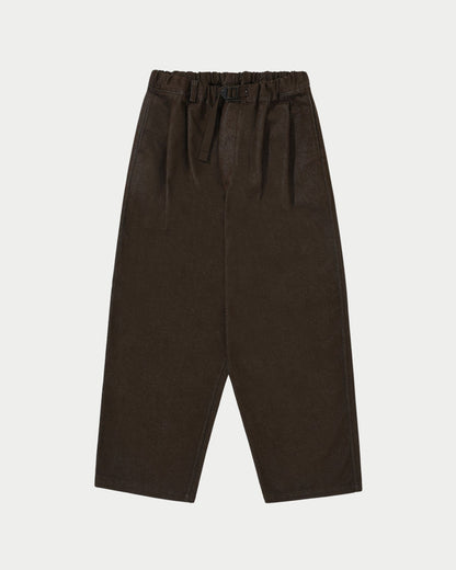 Two tuck jeans