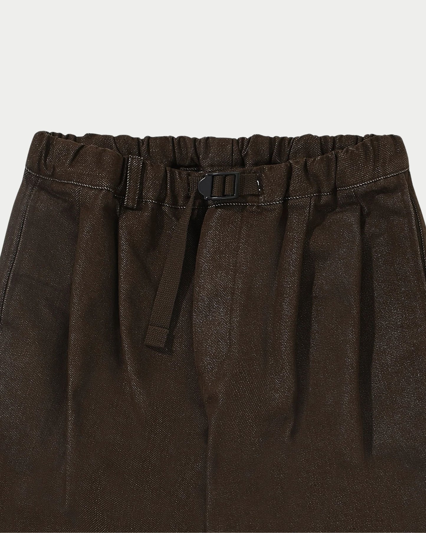 Two tuck jeans