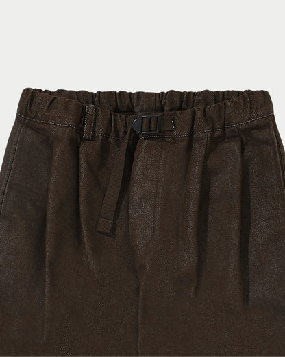 Two tuck jeans