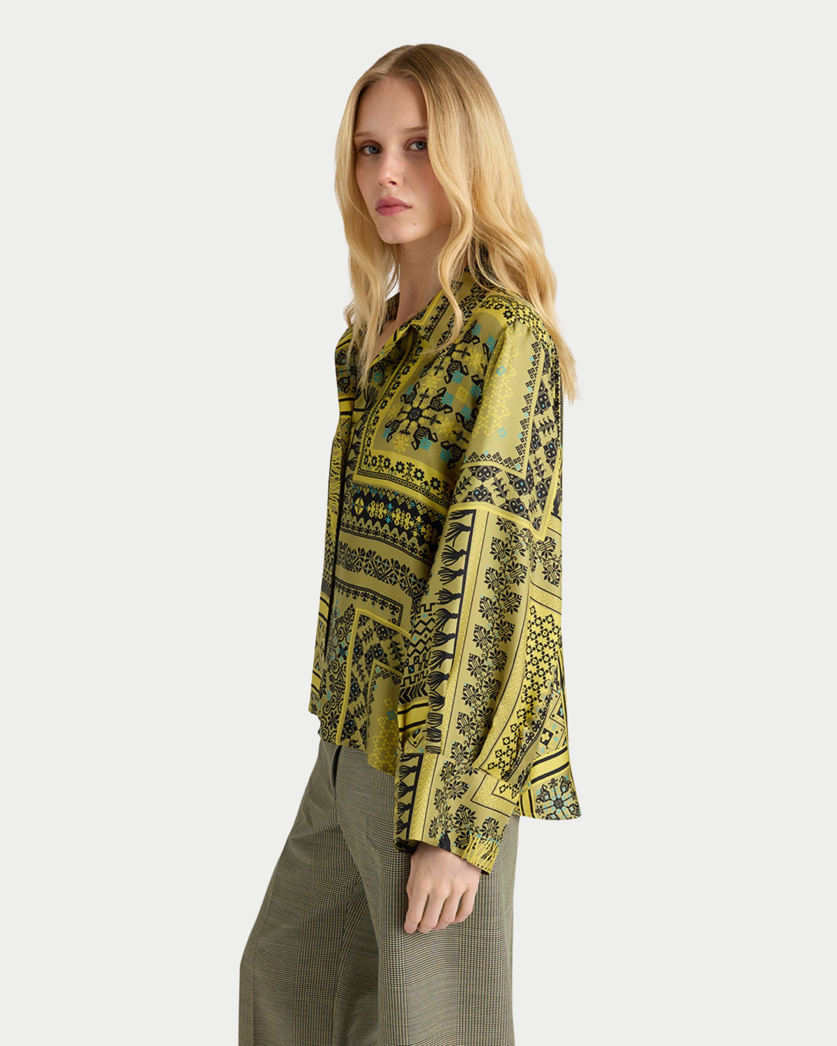 Rimma Shirt