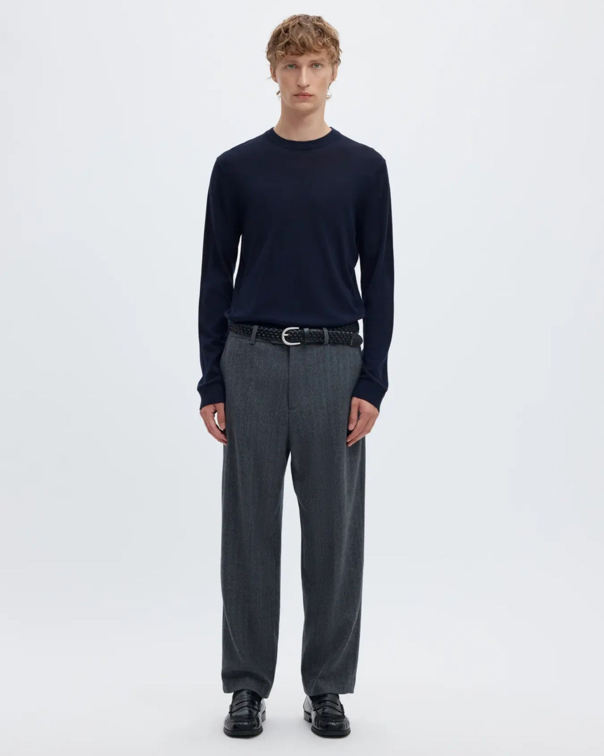 Maglia girocollo in lana merino a maniche lunghe regular fit
