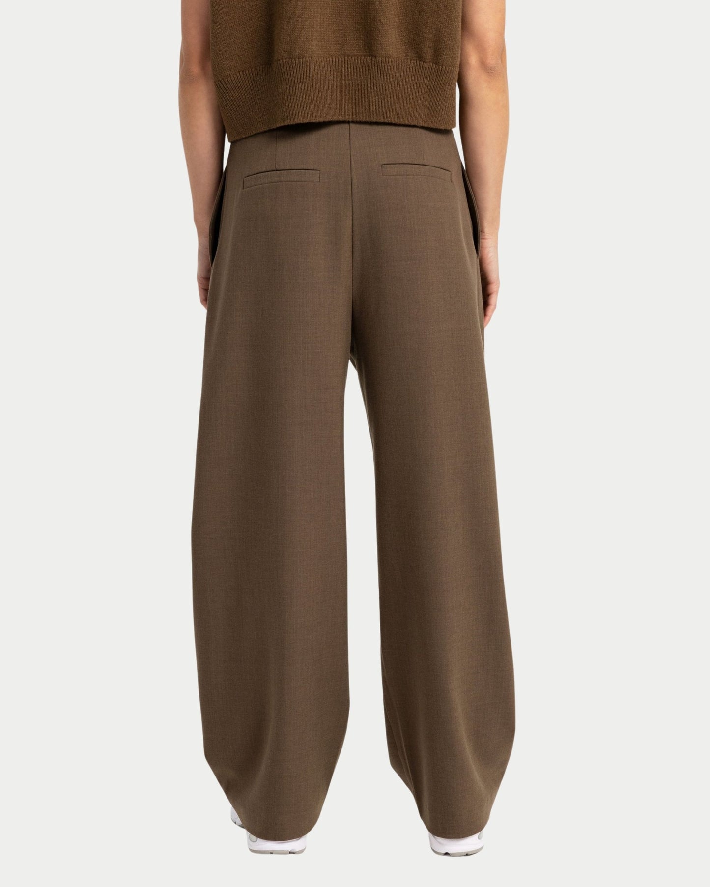Pantaloni a gamba dritta in tessuto con pieghe