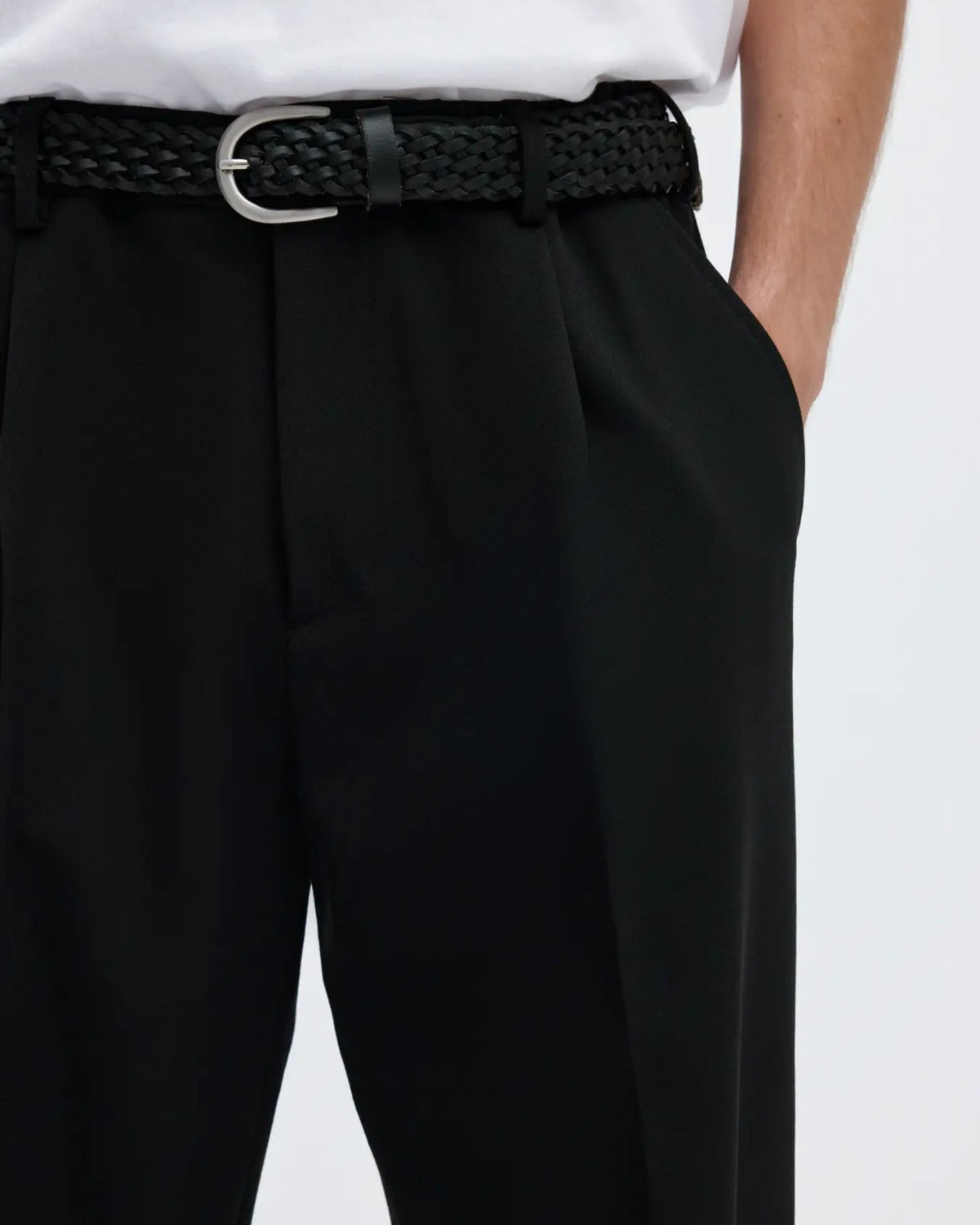Pantaloni loose fit in tessuto stretch