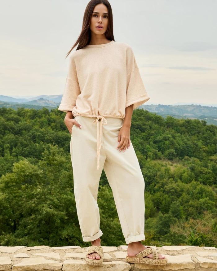 Pantaloni barrel a vita alta con dettaglio di bottoni