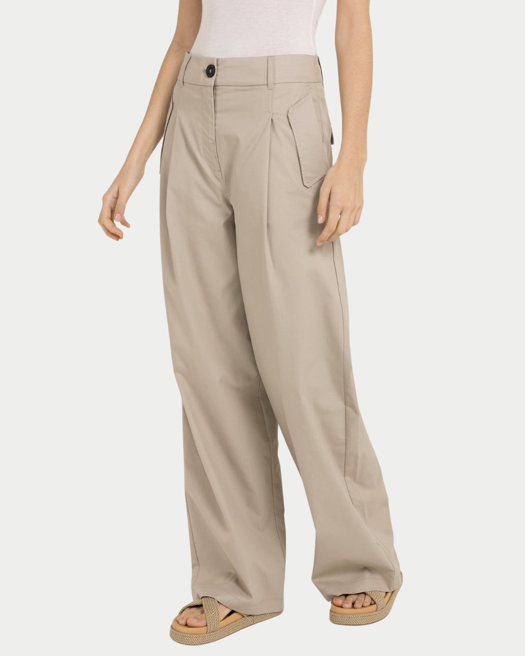 Pantaloni cargo a gamba ampia con pieghe – L32