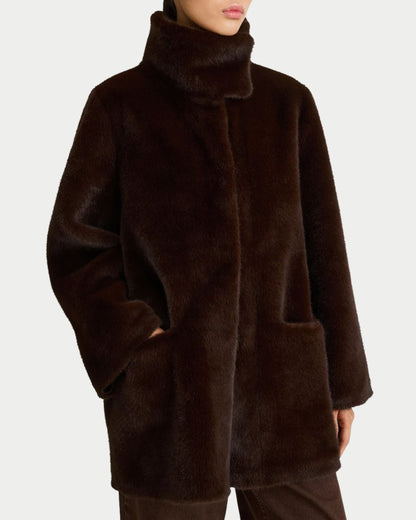 Giacca sartoriale in eco-fur