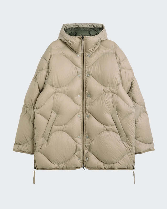 Gepolsterte Jacke mit Kapuze und Oversize-Passform